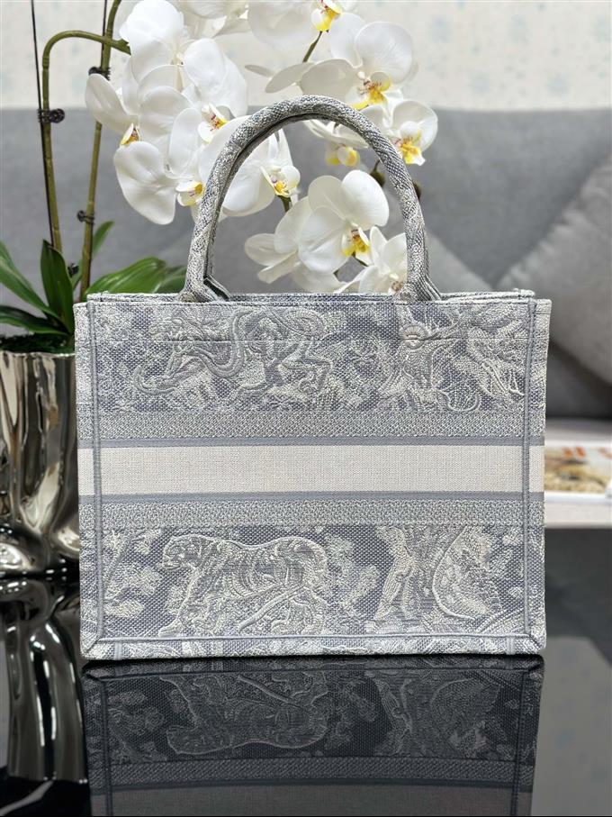 2025228Y580P203815606