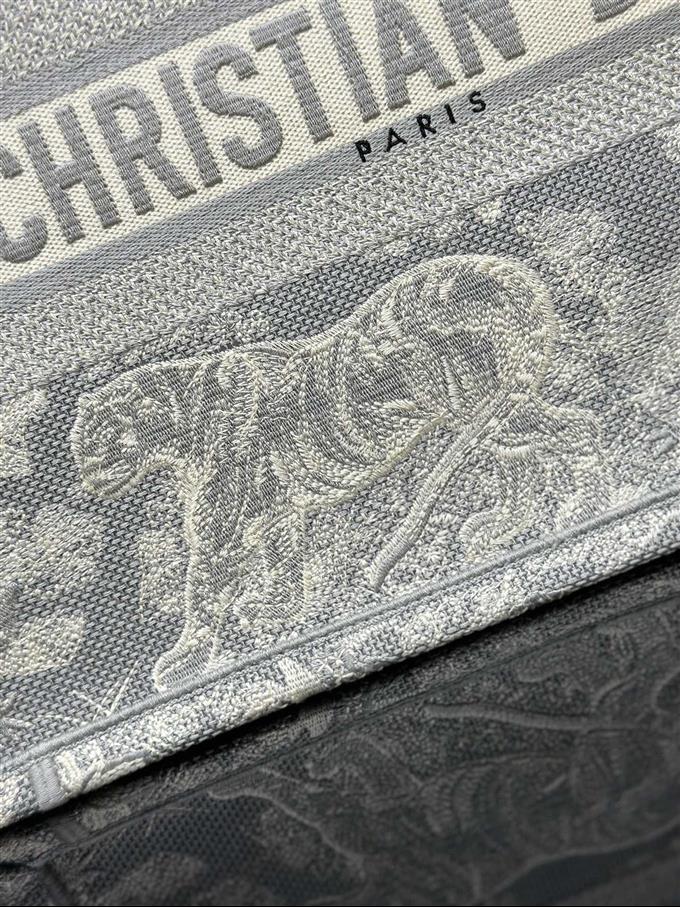 2025228Y580P203815667