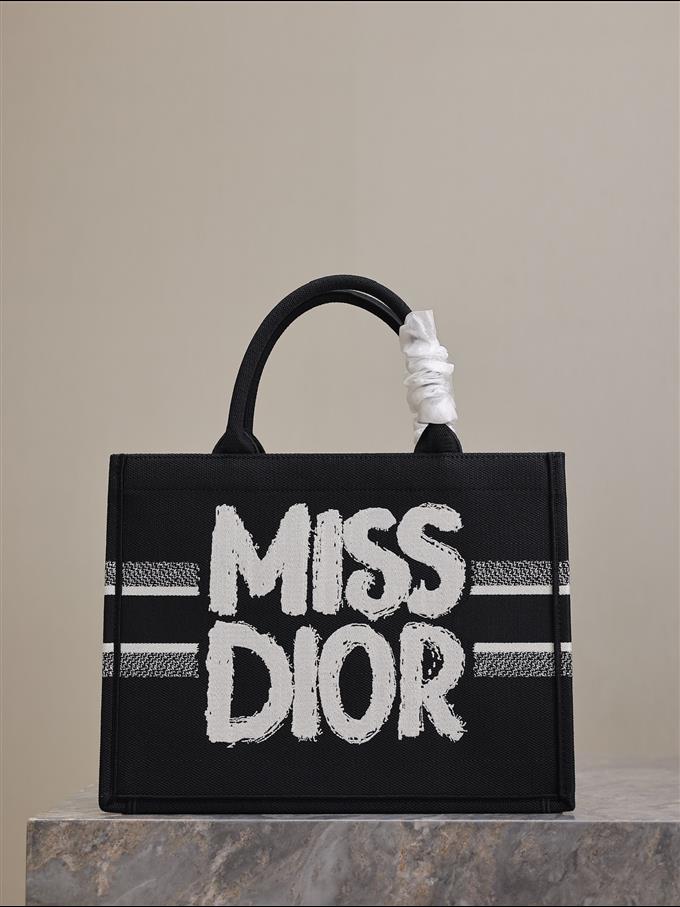 2025228Y580P203816717