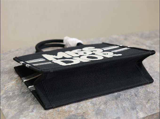 2025228Y580P203816825