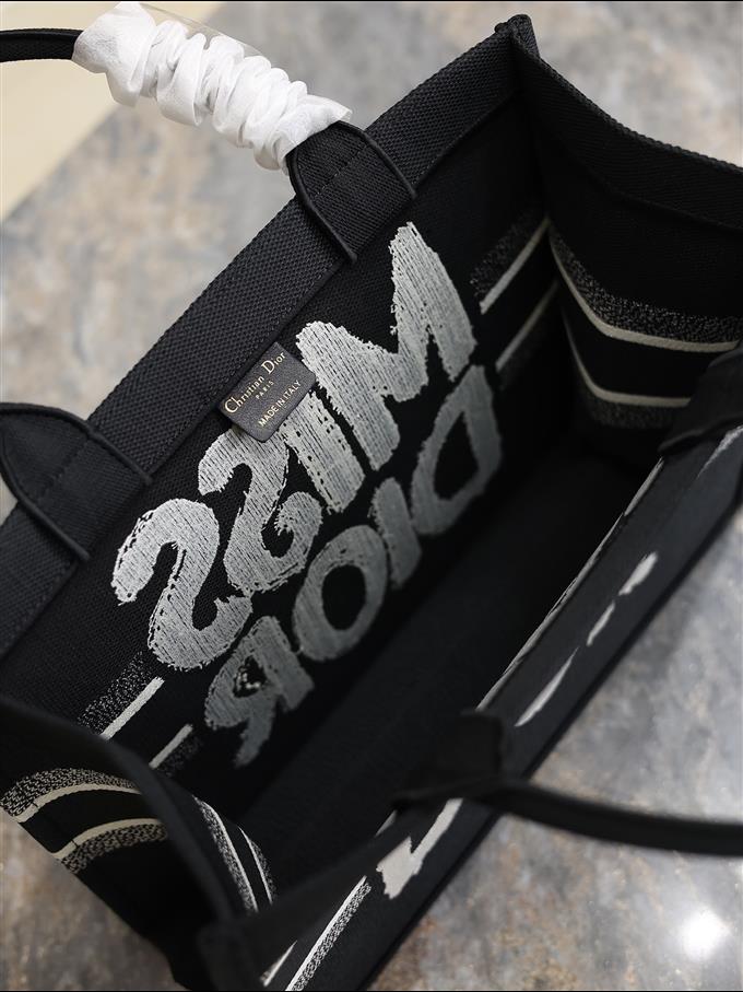 2025228Y580P203816840