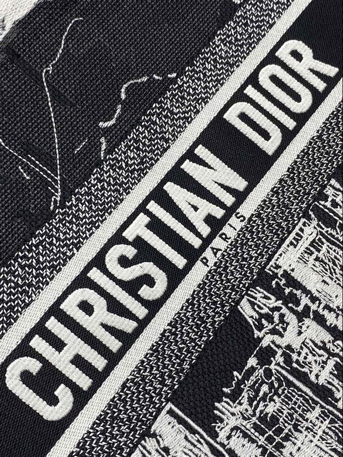 2025228Y580P203817292