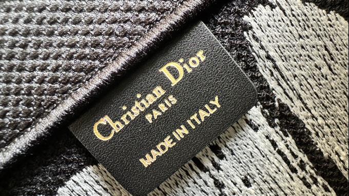 2025228Y580P203817681