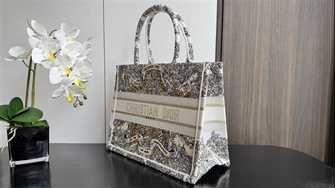 2025228Y580P203818173