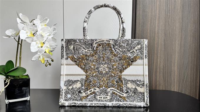 2025228Y580P203818188