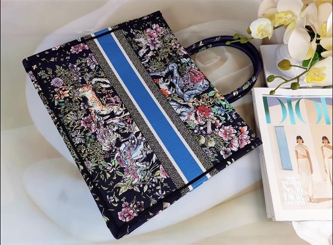 2025228Y580P20381986