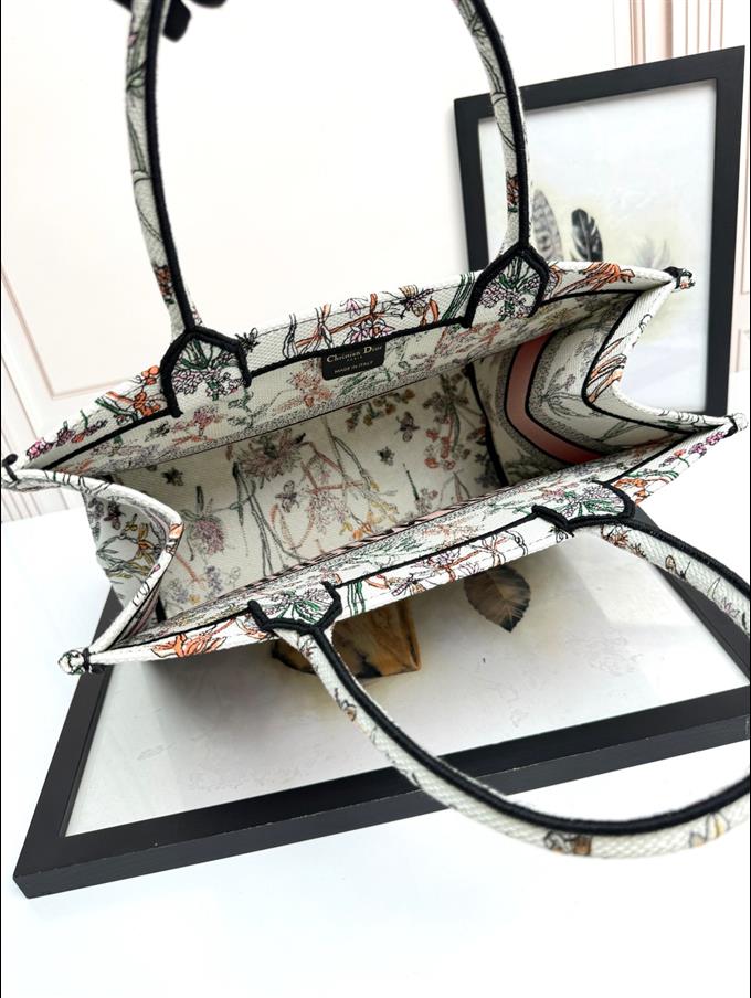 2025228Y580P20389832