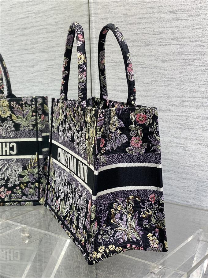 2025228Y580P212138833