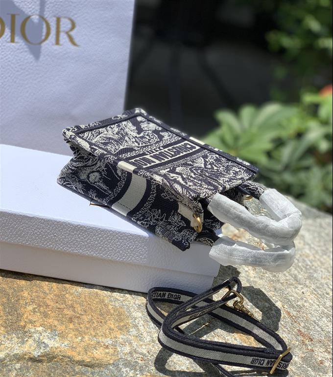 2025228Y580P212139274