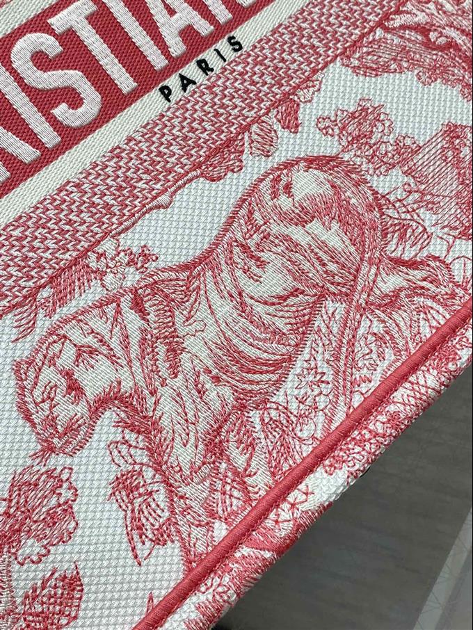 2025228Y580P212139640