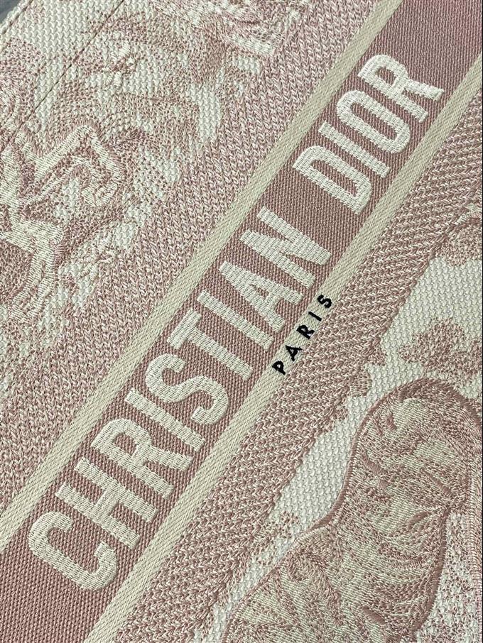 2025228Y580P212141393