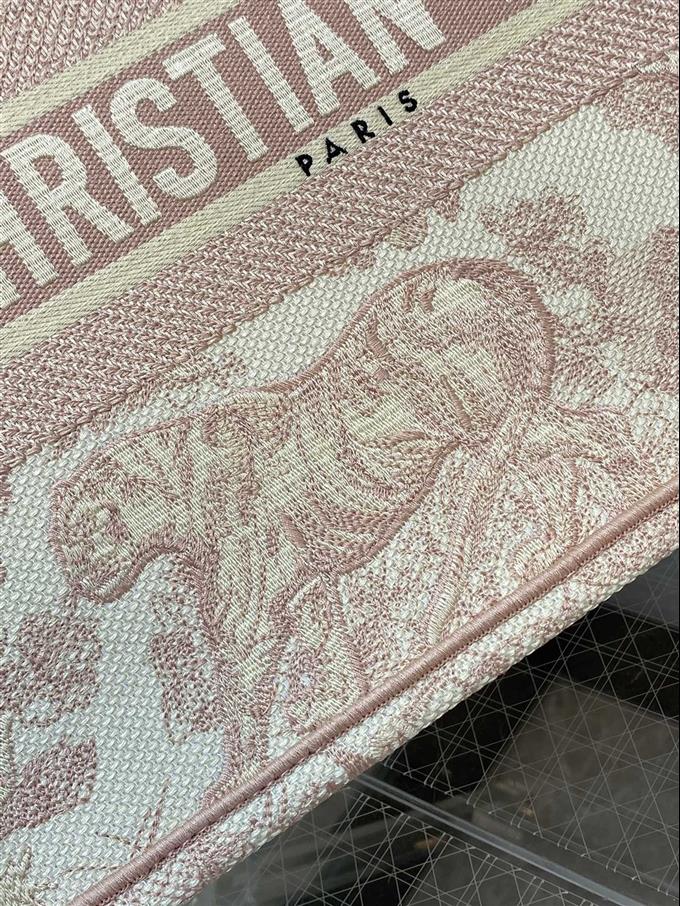 2025228Y580P212141409