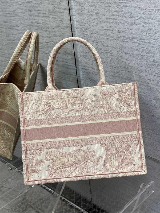 2025228Y580P212141441