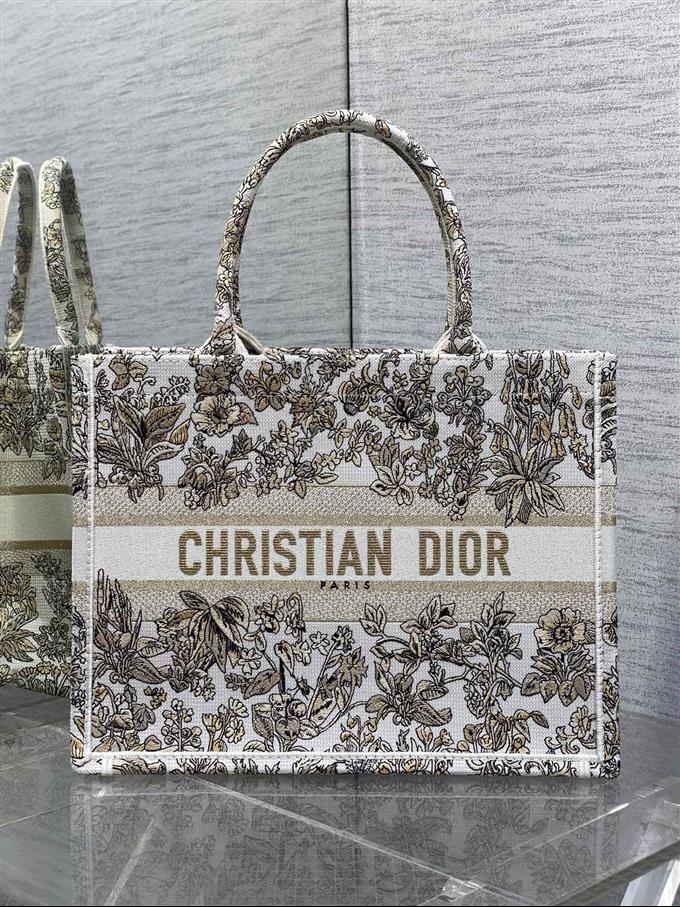 2025228Y580P212158924