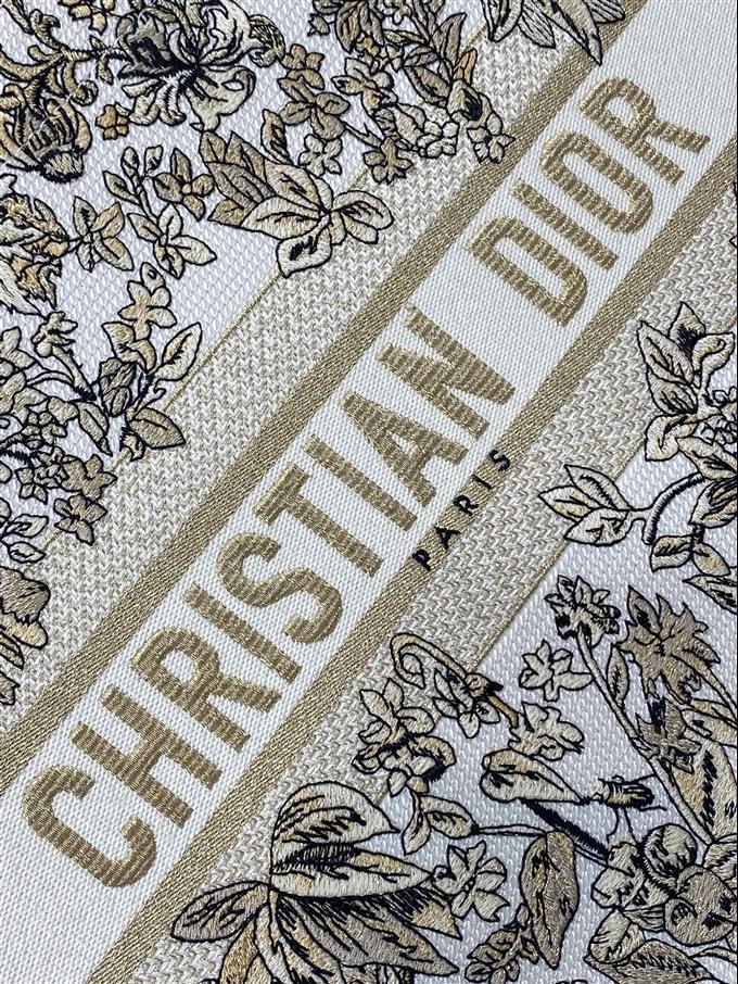 2025228Y580P212158940