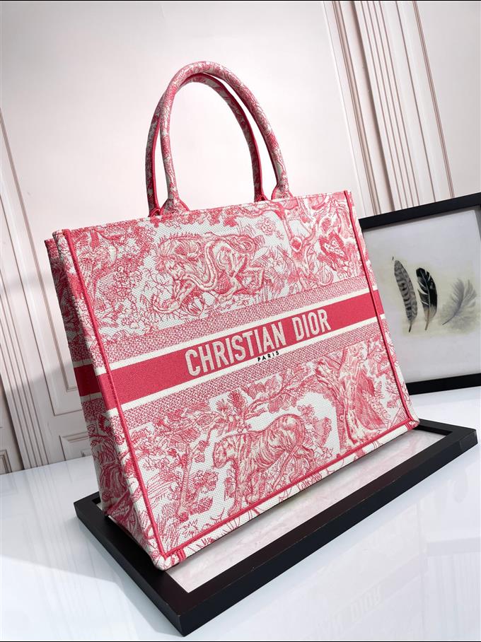 2025228Y600P203754751