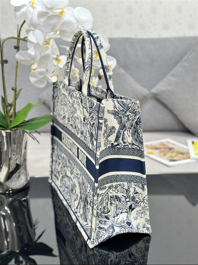 2025228Y600P203823996