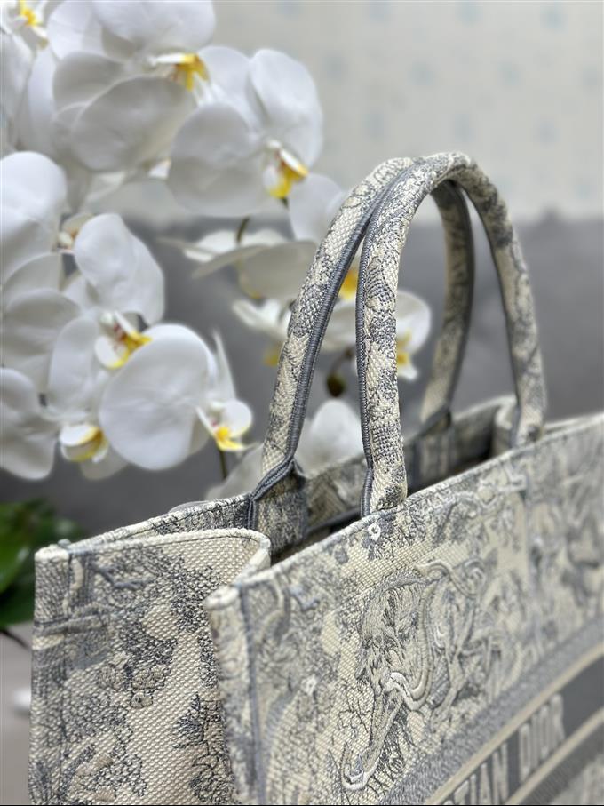 2025228Y600P203824199