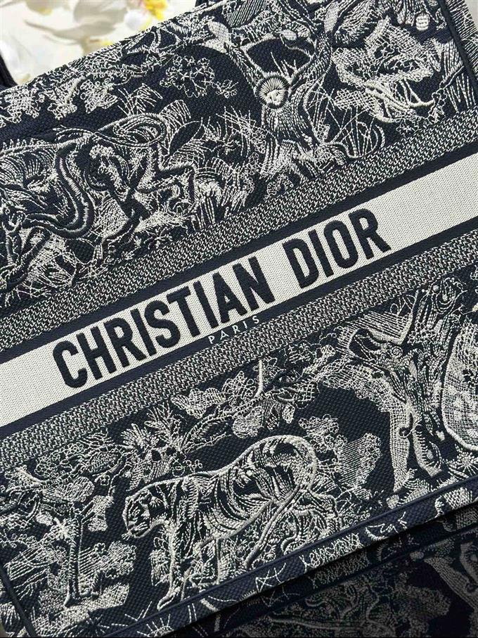 2025228Y600P203824309