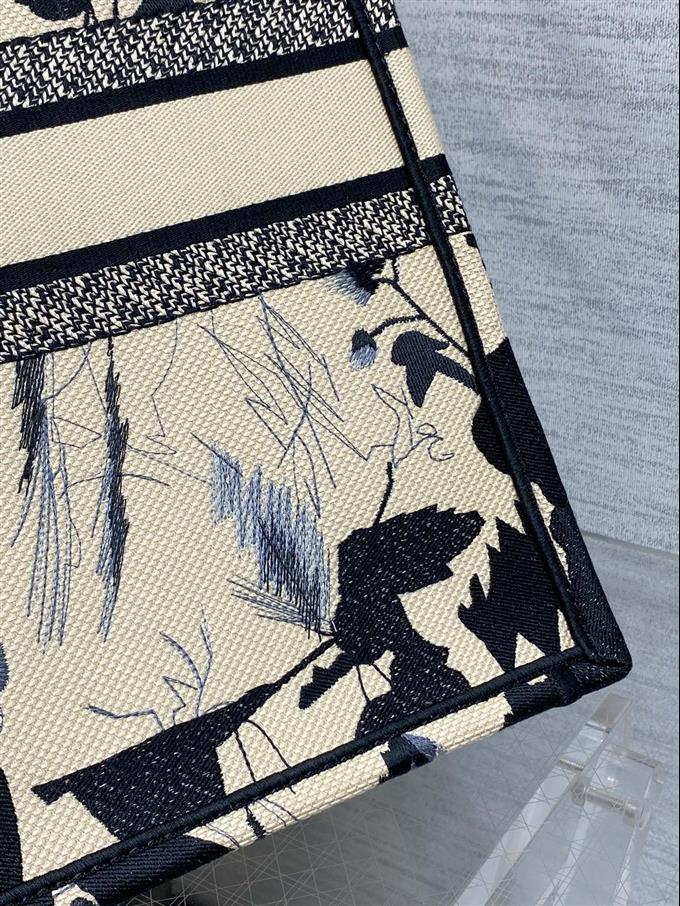 2025228Y600P203825298