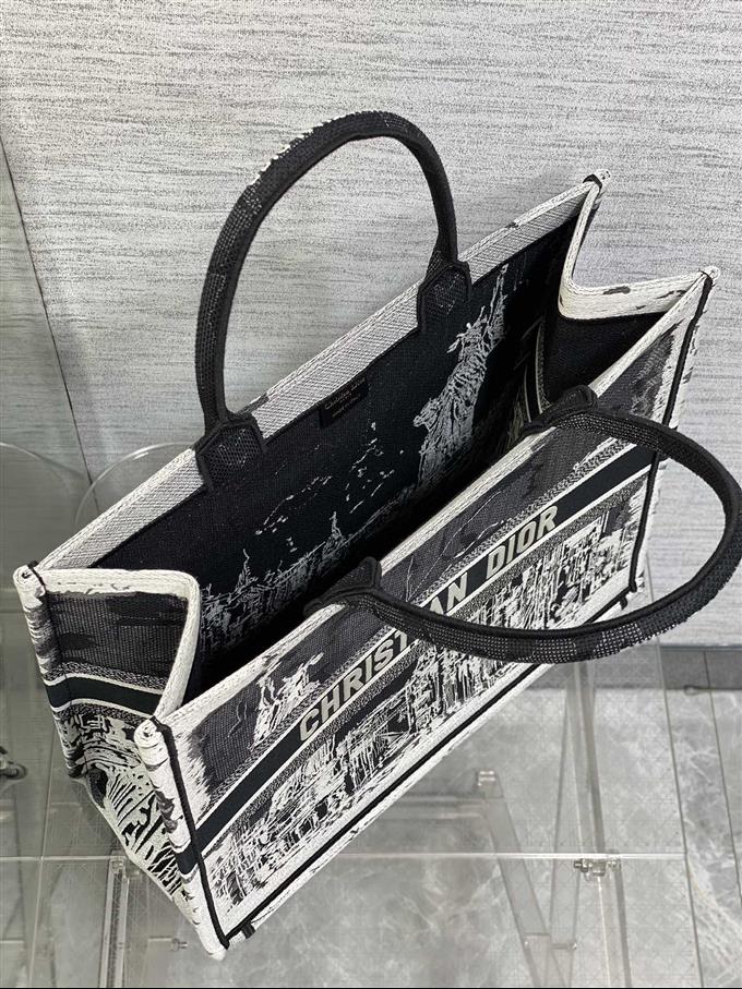 2025228Y600P203826186