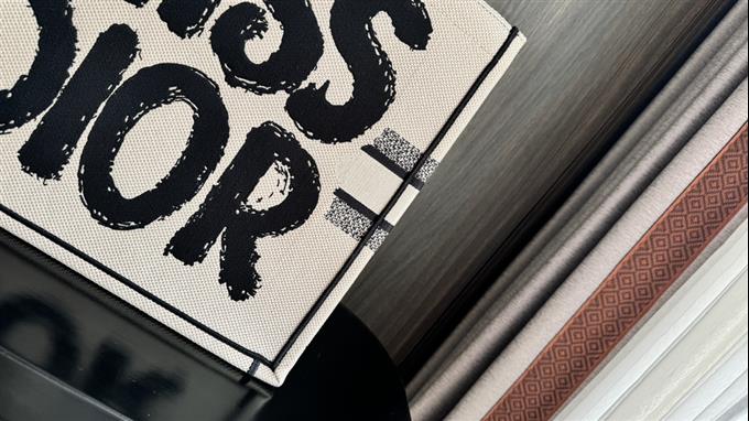 2025228Y600P203826280