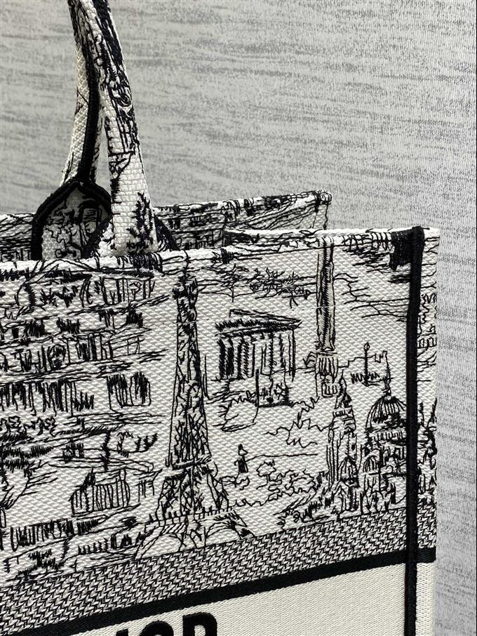 2025228Y600P203827377