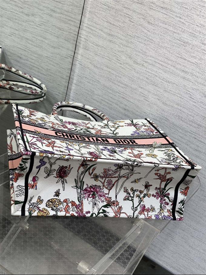 2025228Y600P212142471