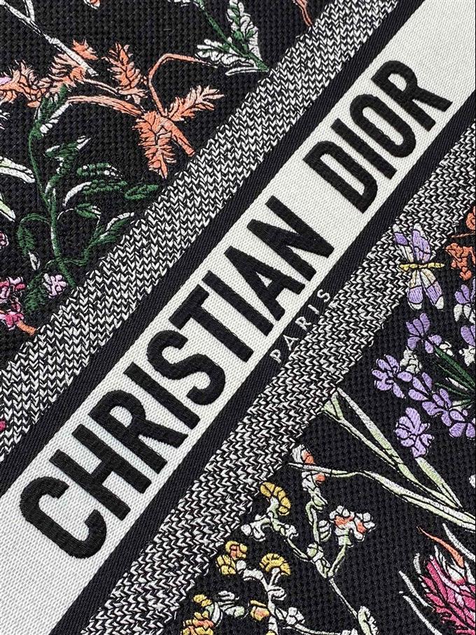 2025228Y600P212142533