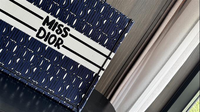 2025228Y600P21221827