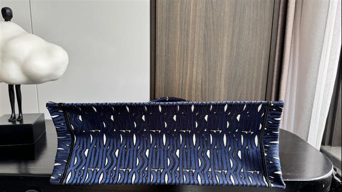 2025228Y600P21221842