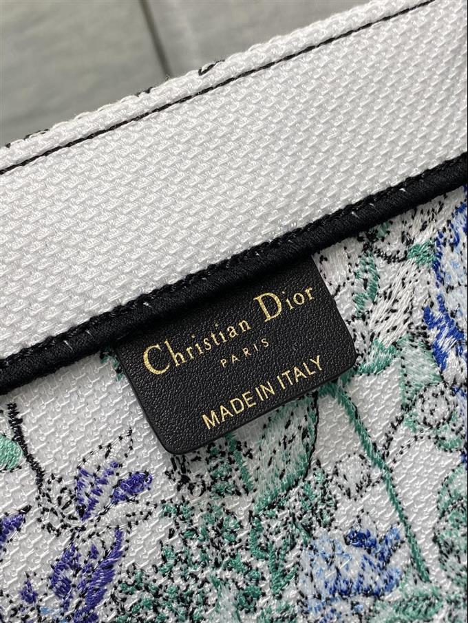 2025228Y600P21222159