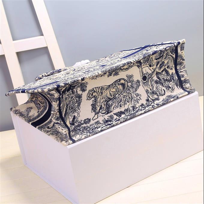 2025228Y600P21238440