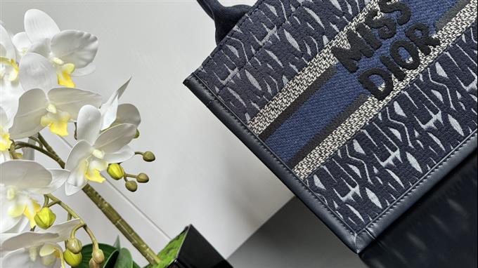 2025228Y650P203828516