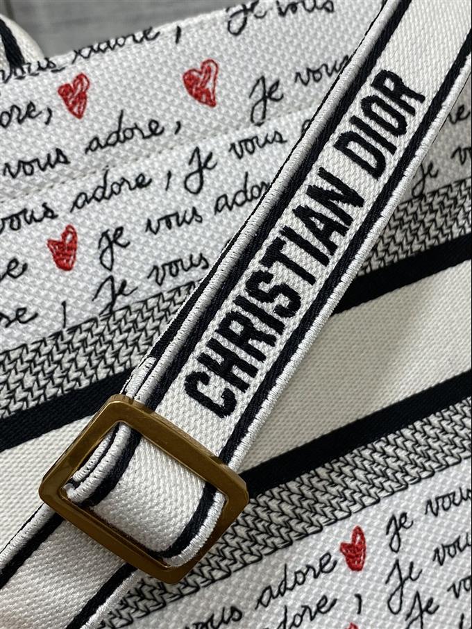 2025228Y650P21224535