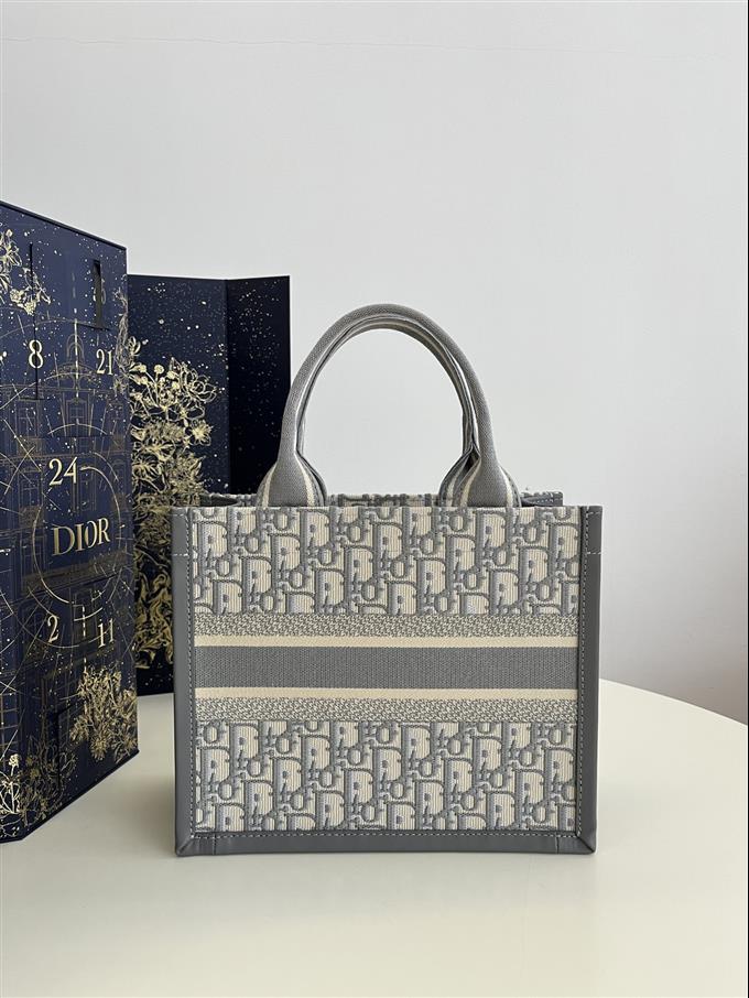 2025228Y650P21225843