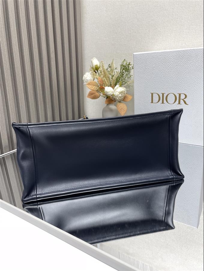 2025228Y700P203828706