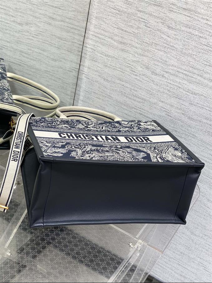 2025228Y700P21227954