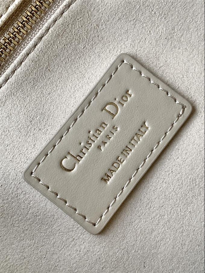 2025228Y750P203758552