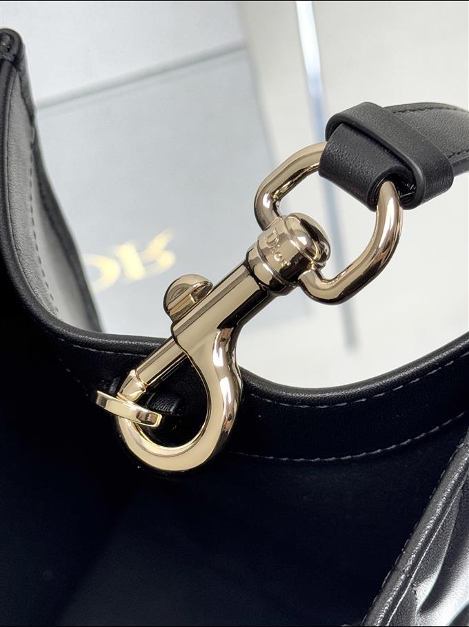 2025228Y800P203830725