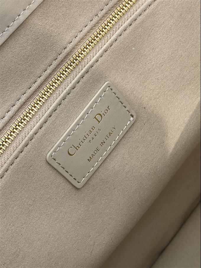 2025228Y800P212148794