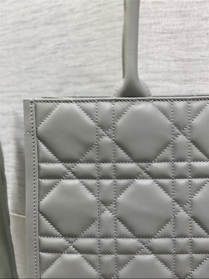 2025228Y800P212148873