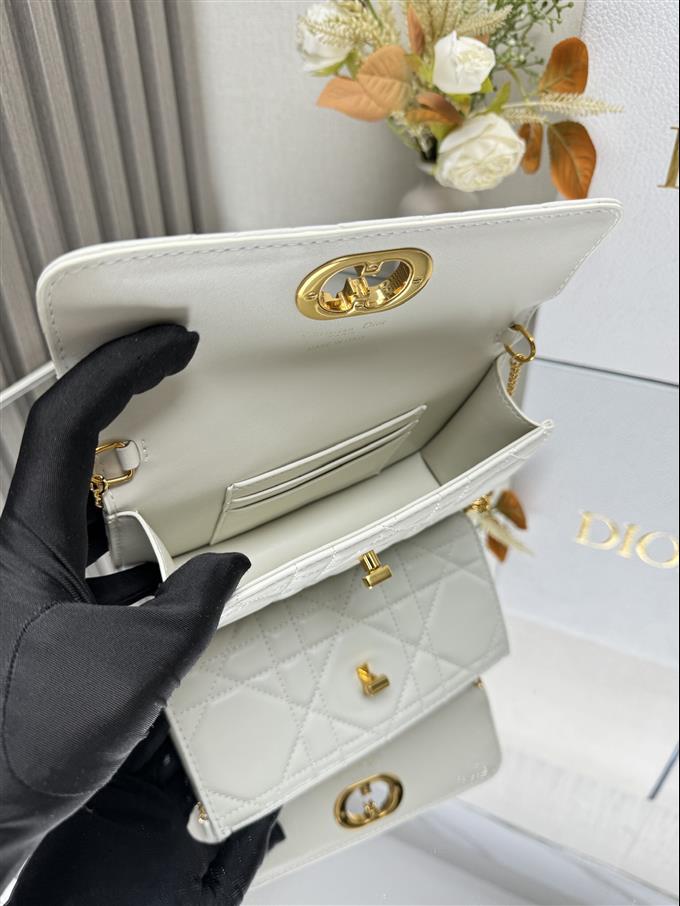 2025228Y480P20532917