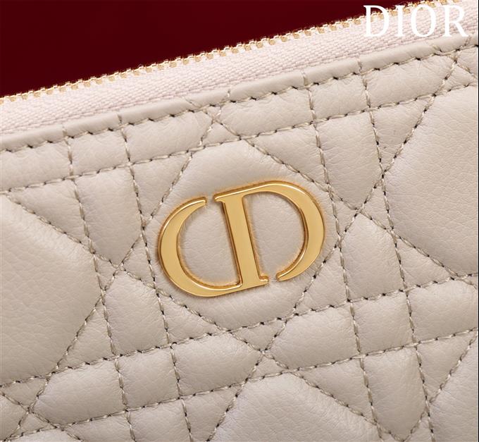 2025228Y550P20535106