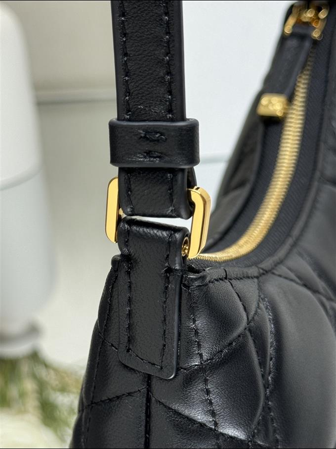 2025228Y580P20535689