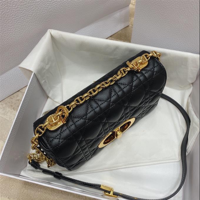 2025228Y600P20536885