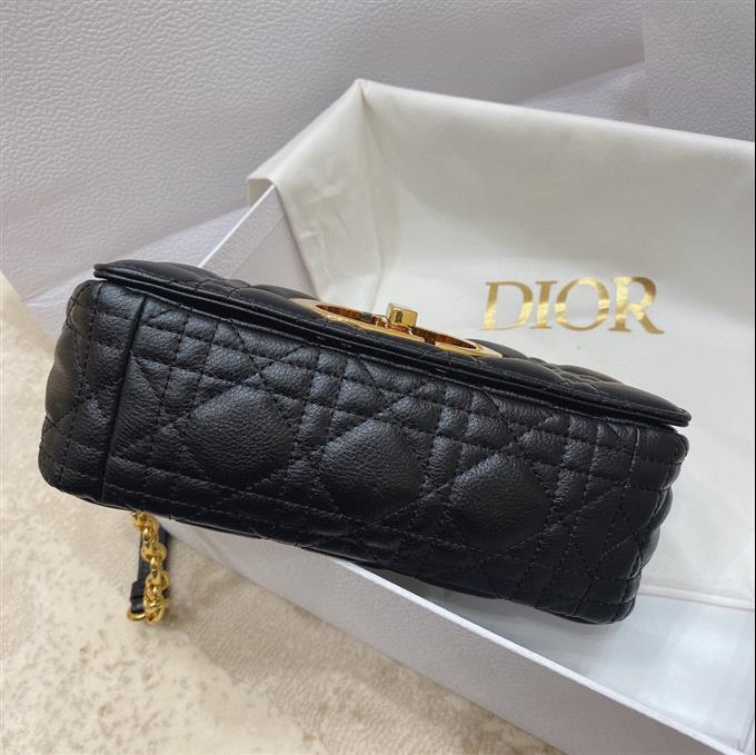 2025228Y600P20536948