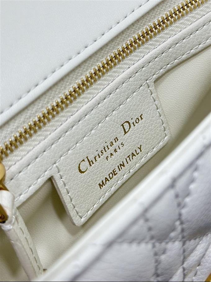 2025228Y600P20538815