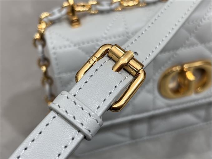 2025228Y600P222127653