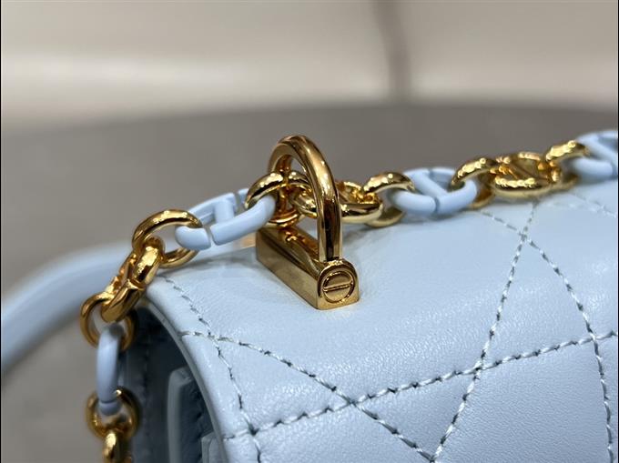 2025228Y600P222127795